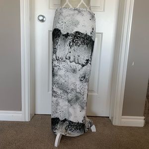 Unique gorgeous artsy skirt.